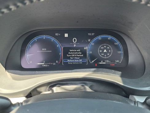 Certified 2025 Toyota Highlander Platinum AWD/4WD image 11