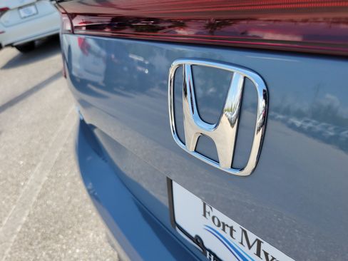 Used 2024 Honda Civic Sport image 8