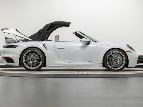 Used 2022 Porsche 911 Turbo S image 23