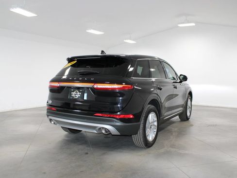 Used 2024 Lincoln Corsair FWD image 9