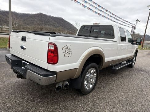 Used 2014 Ford F250 Lariat w/ Lariat Ultimate Package image 5