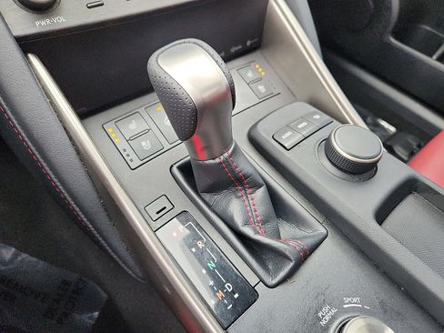 Used 2019 Lexus IS 300 F Sport image 15