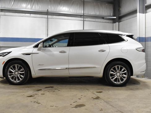 Used 2022 Buick Enclave Avenir image 27