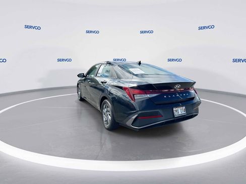 Used 2024 Hyundai Elantra SEL FWD image 6