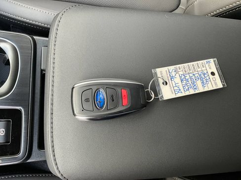 New 2026 Subaru Outback Limited AWD/4WD image 33