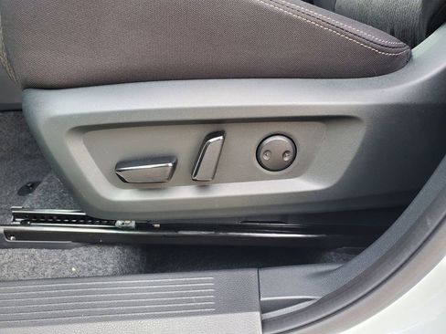 New 2026 Nissan Rogue SV image 18