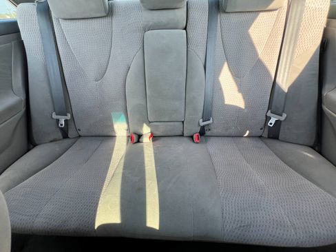 Used 2011 Toyota Camry LE FWD image 2