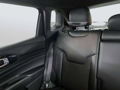 Used 2022 Jeep Compass Altitude image 23