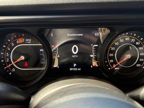 Used 2024 Jeep Wrangler Unlimited Sport AWD/4WD image 22