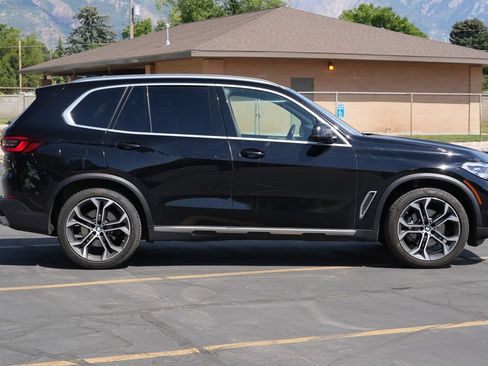 Used 2023 BMW X5 xDrive40i w/ Premium Package AWD/4WD image 6