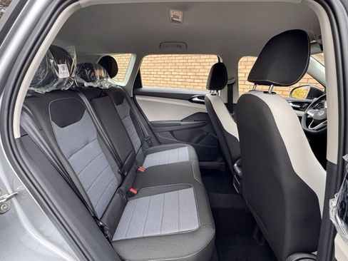 New 2025 Volkswagen Taos S image 8