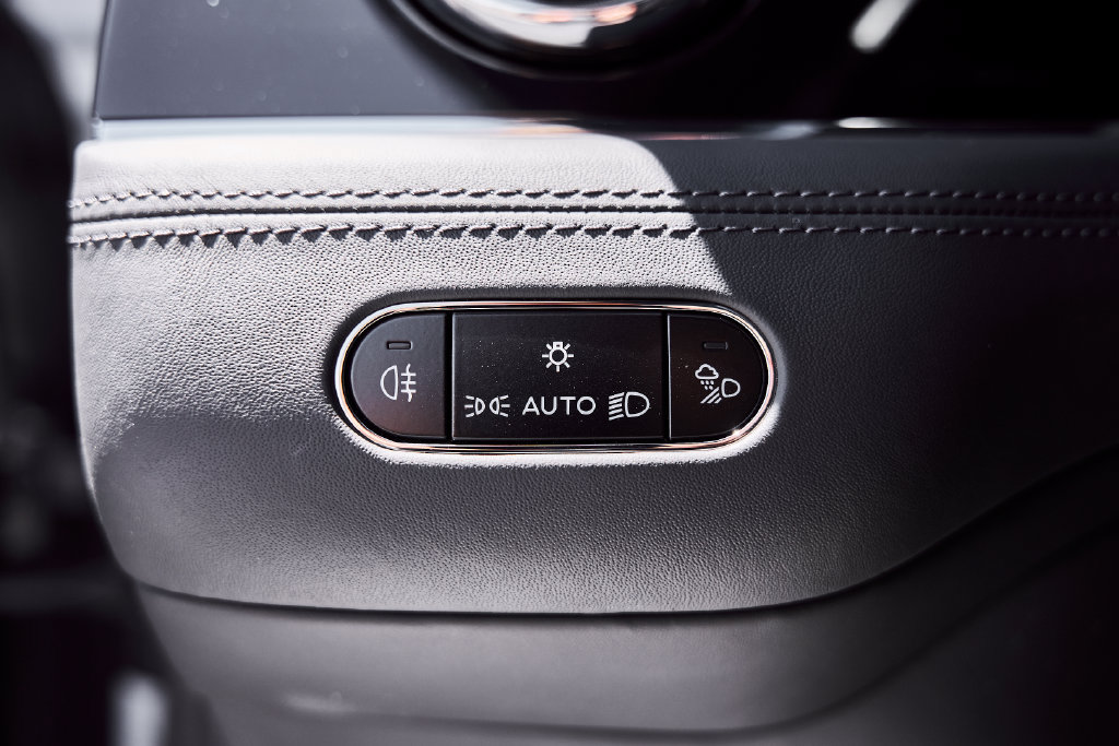 Used 2024 Bentley Bentayga AWD/4WD image 52
