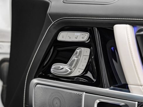 Used 2025 Mercedes-Benz G 550 image 87