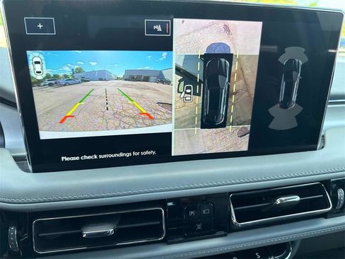 Used 2022 Lincoln Nautilus Reserve w/ Equipment Group 201A image 25