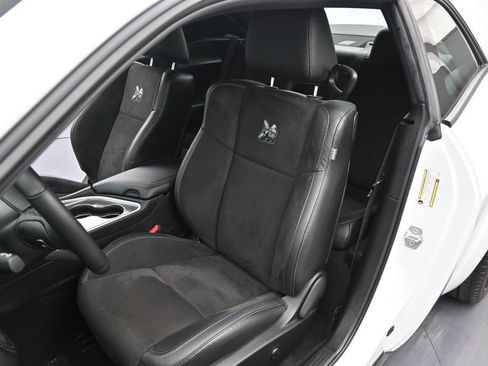 Used 2022 Dodge Challenger R/T Scat Pack RWD image 18