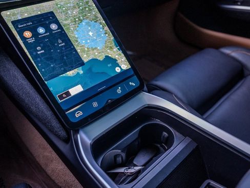 Used 2023 Lucid Air Touring image 12