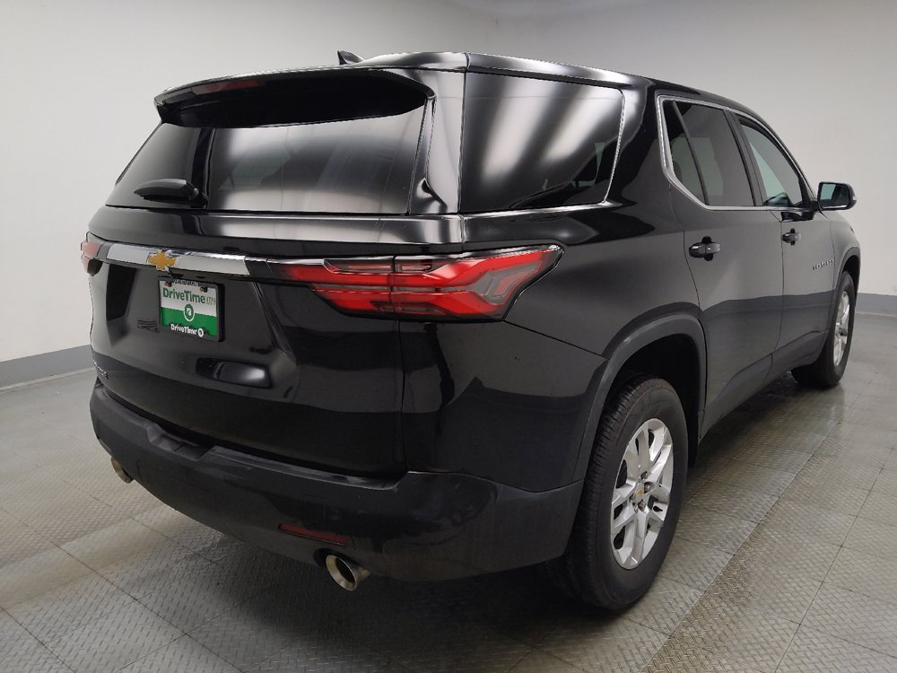 Used 2023 Chevrolet Traverse LS w/ Safety Package FWD image 9