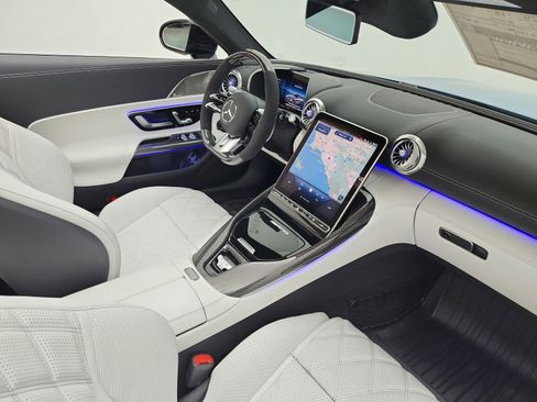 New 2026 Mercedes-Benz SL 63 AMG S e Performance 4MATIC image 12