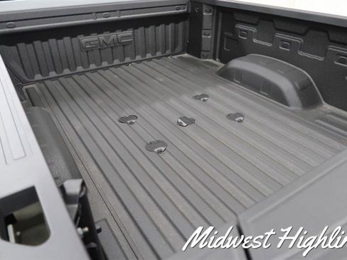 Used 2025 GMC Sierra 2500 Denali w/ Denali Reserve Package AWD/4WD image 17