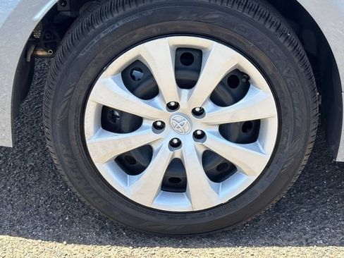 Used 2026 Toyota Corolla LE w/ Carpet Mat Package (TMS) FWD image 9