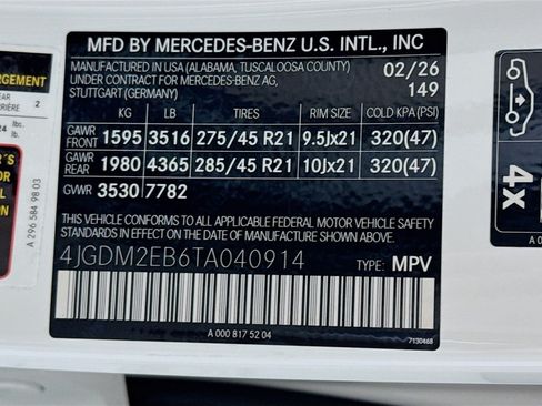 New 2026 Mercedes-Benz EQS 400 4MATIC SUV image 24