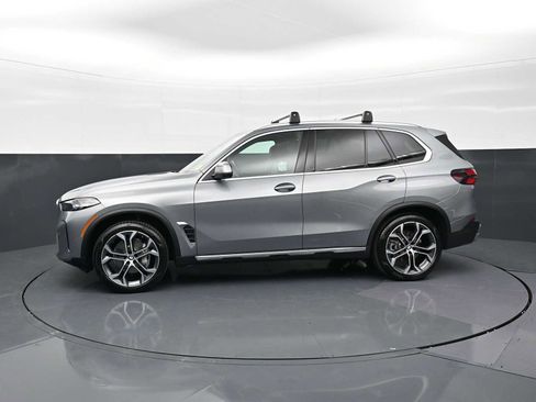 Certified 2024 BMW X5 sDrive40i w/ Parking Assistance Package RWD image 8