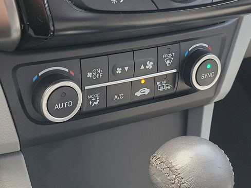 Used 2016 Acura ILX FWD image 24
