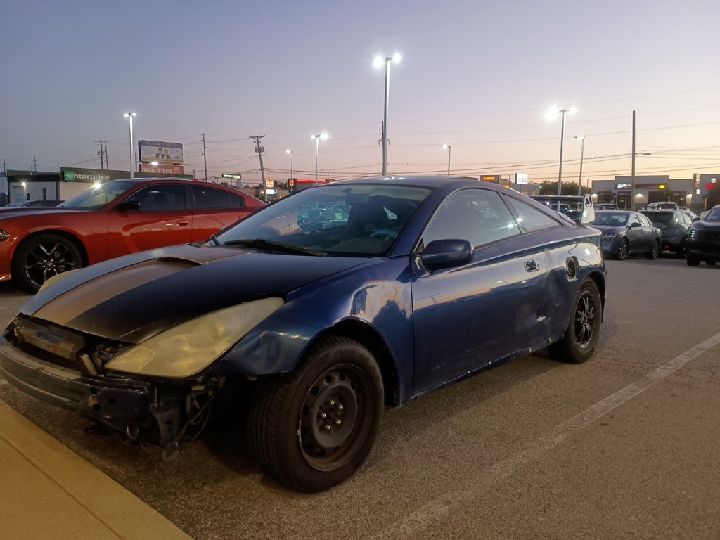 Used 2004 Toyota Celica GT FWD image 2