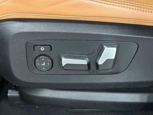 Used 2023 BMW X5 xDrive40i AWD/4WD image 22