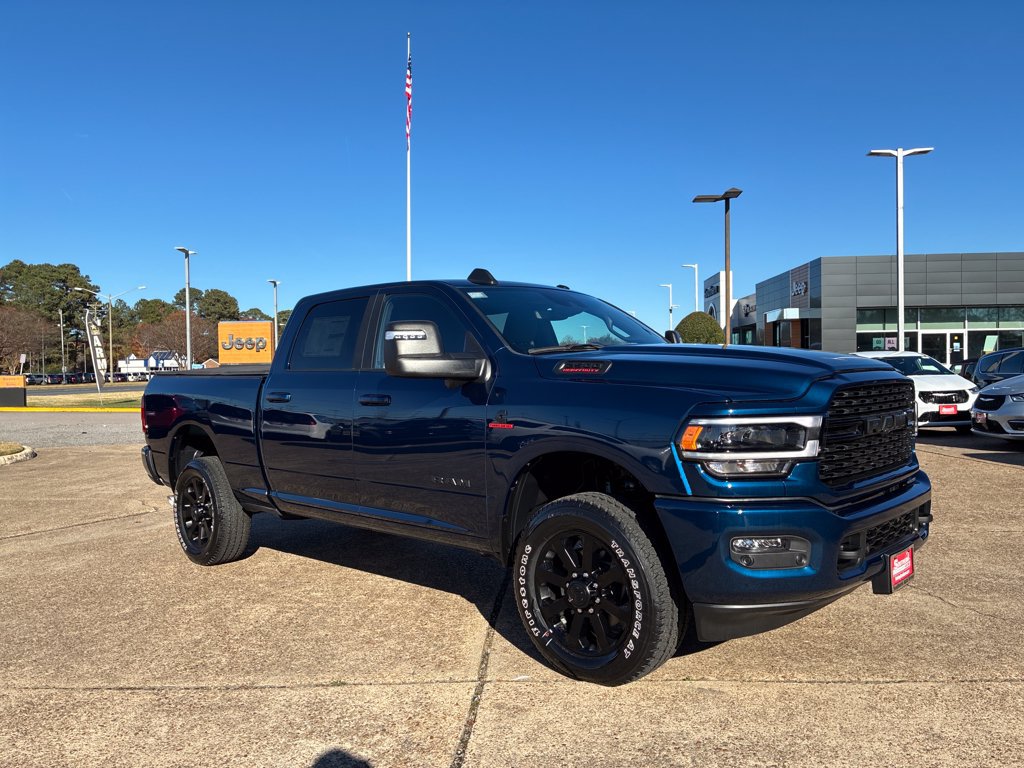 New 2024 RAM 2500 Big Horn w/ Night Edition AWD/4WD image 8