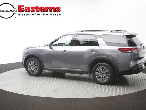 Used 2025 Nissan Pathfinder SV FWD image 63