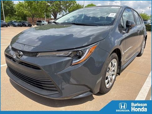 Used 2026 Toyota Corolla LE image 1