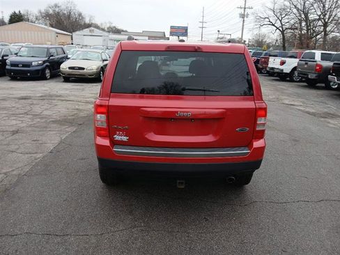 Used 2016 Jeep Patriot Sport w/ Power Value Group image 2