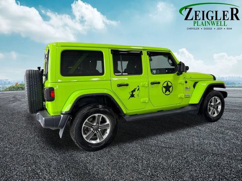 Used 2021 Jeep Wrangler Unlimited Sahara w/ Uconnect 4C Nav & Sound Group AWD/4WD image 6