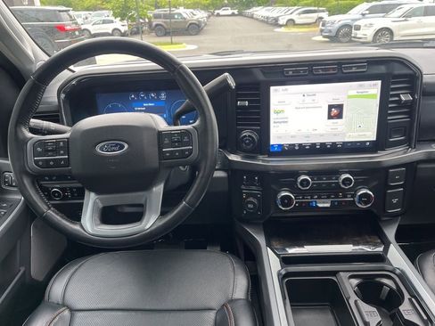 Used 2024 Ford F250 Lariat w/ Lariat Ultimate Package AWD/4WD image 16