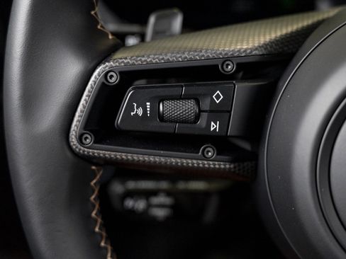 Used 2024 Porsche 911 Dakar image 65