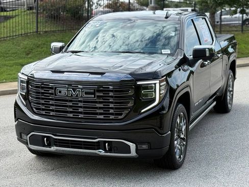 Used 2024 GMC Sierra 1500 Denali Ultimate AWD/4WD image 12