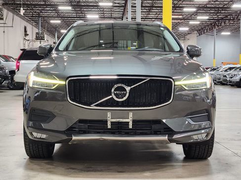 Used 2019 Volvo XC60 T6 Momentum w/ Advanced Package image 2