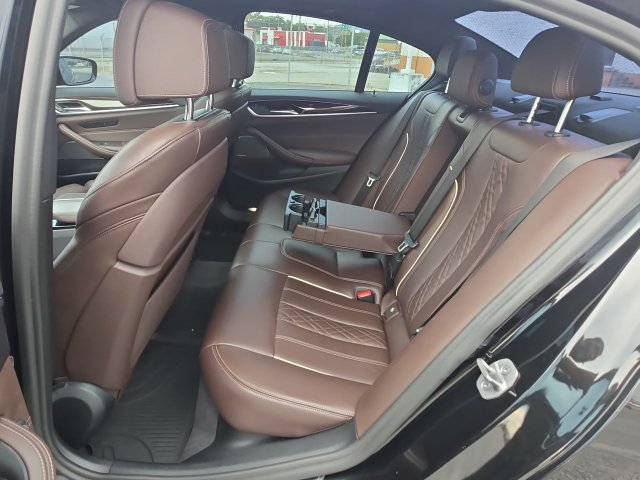 Used 2023 BMW 530i w/ M Sport Package RWD image 23