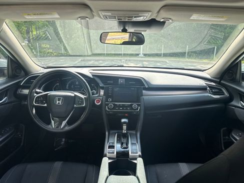 Used 2020 Honda Civic EX image 16