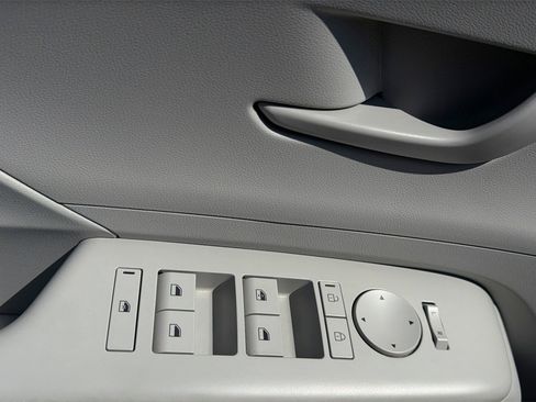 Certified 2024 Hyundai Kona SEL AWD/4WD image 16