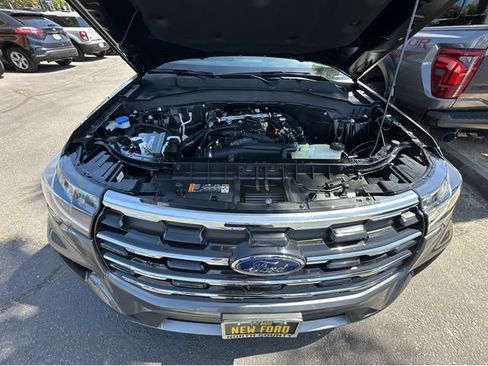 New 2026 Ford Explorer Active w/ Active Comfort Package RWD image 44