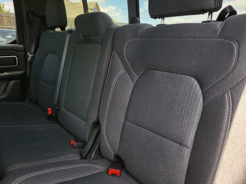 Used 2021 RAM 1500 Big Horn AWD/4WD image 13
