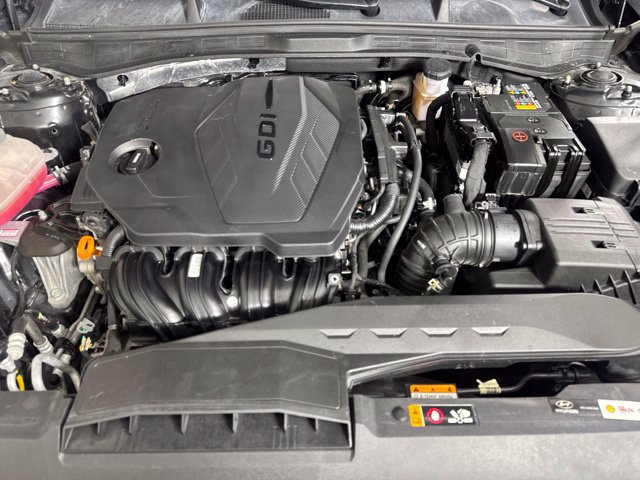 Used 2023 Hyundai Sonata SE w/ Preferred Accessory Package FWD image 9