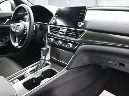 Used 2019 Honda Accord Sport image 26