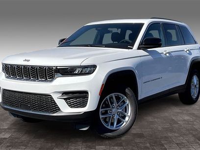 New 2025 Jeep Grand Cherokee Laredo