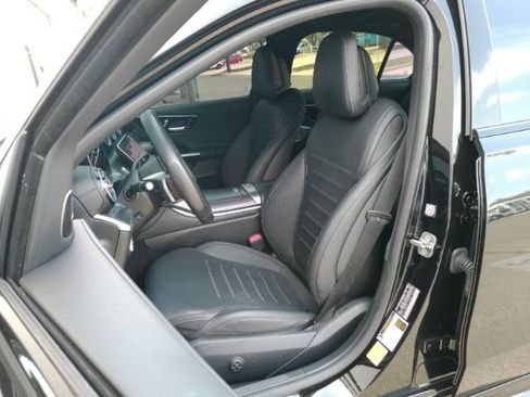Used 2024 Mercedes-Benz C 300 Sedan w/ AMG Line w/ Night Package image 6