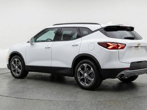 Used 2025 Chevrolet Blazer LT image 6