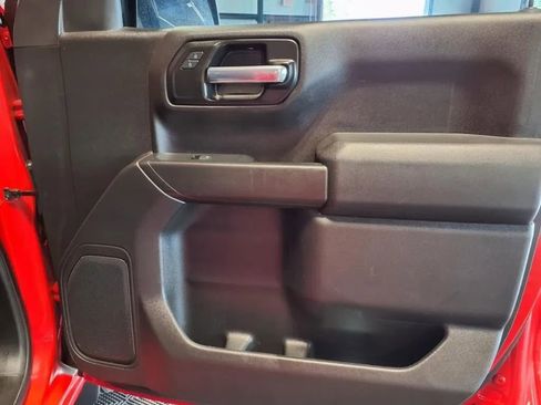 Used 2021 Chevrolet Silverado 1500 Custom AWD/4WD image 12