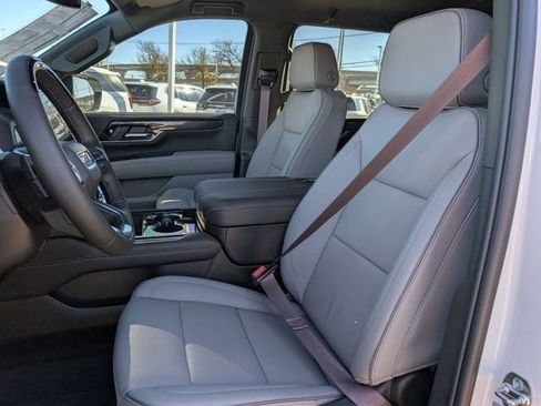New 2026 GMC Yukon XL Elevation image 19